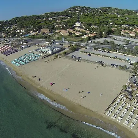 Escapade Marine : Vue Mer, 2 Chambres, Parking, A Pied De La Apartment Sainte-Maxime
